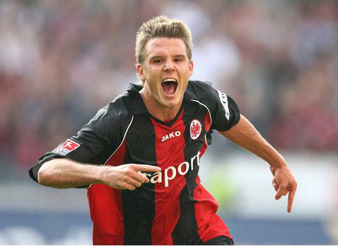 成极大压力 成极大压力